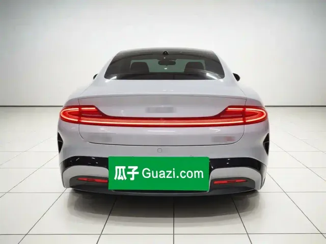 Xiaomi SU7 — Фото автомобиля 5