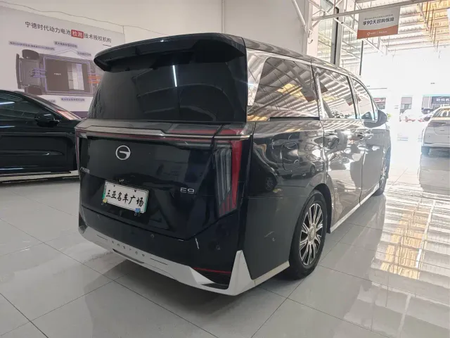 GAC Trumpchi E9 — Фото автомобиля 9