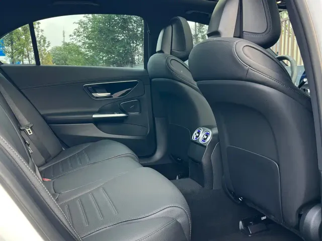 Mercedes-Benz C-Class — Фото автомобиля 9