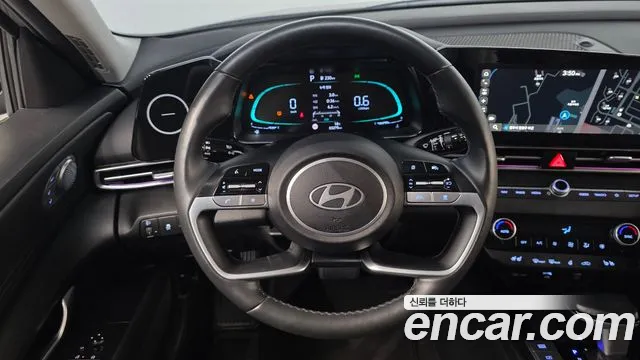 Hyundai Avante CN7 — Фото автомобиля 14