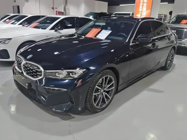 Фотография автомобиля — BMW 3 Series
