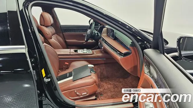 Genesis G90 Бензин 3.5 турбо AWD — Фото автомобиля 11