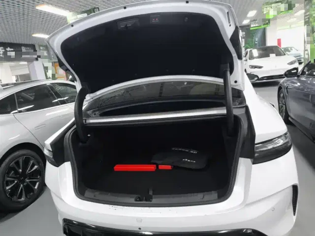 BYD Seal — Фото автомобиля 18