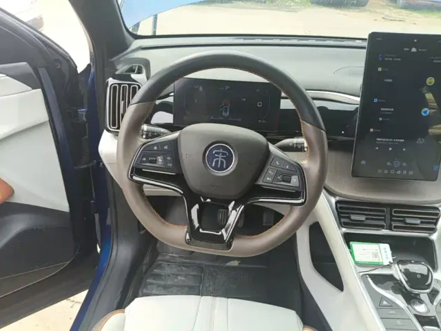 BYD Song Pro — Фото автомобиля 10