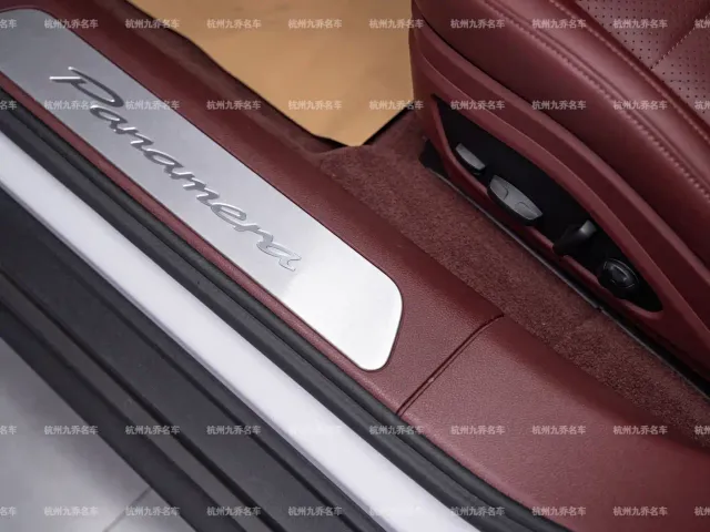 Porsche Panamera — Фото автомобиля 28