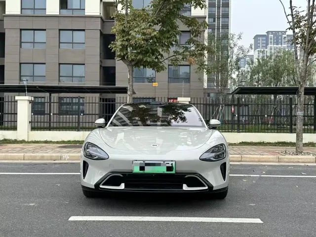 Xiaomi SU7 — Фото автомобиля 3