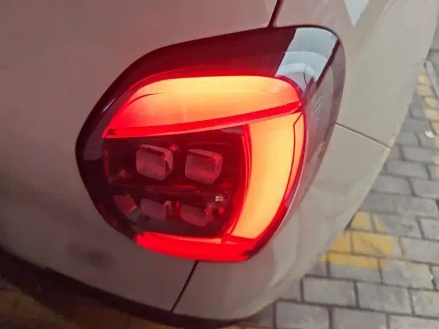 GAC Aion UT — Фото автомобиля 7