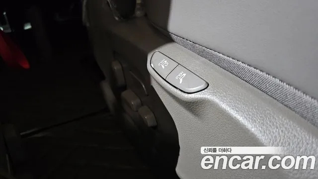 Kia Carnival 4th Gen — Фото автомобиля 28