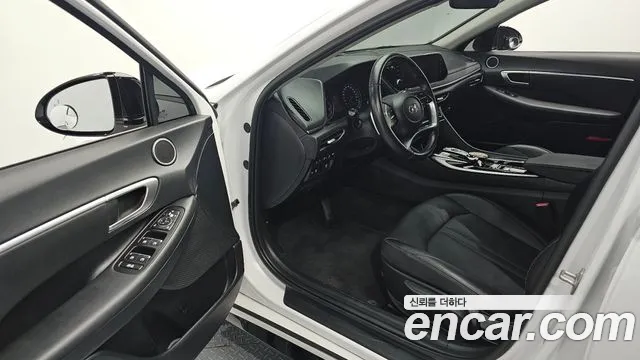 Hyundai Sonata — Фото автомобиля 17