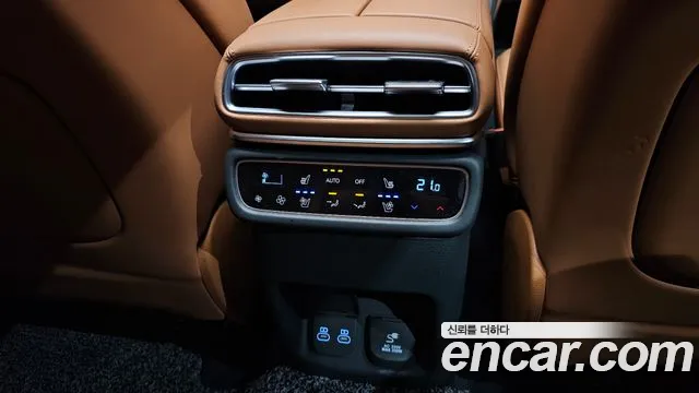 Genesis GV80 — Фото автомобиля 25