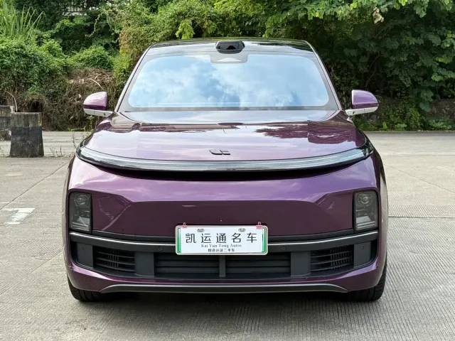 Фотография автомобиля — Li Auto L9