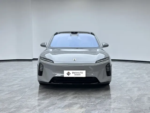 Nio ET5 Touring — Фото автомобиля 2