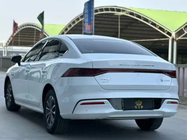 BYD Qin PLUS — Фото автомобиля 4