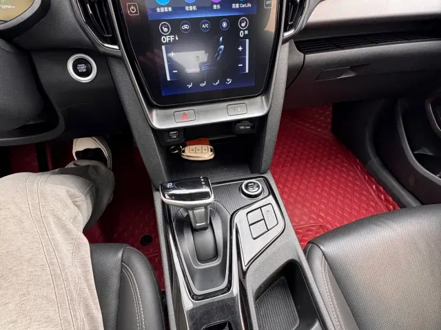 Hyundai ix35 — Фото автомобиля 18