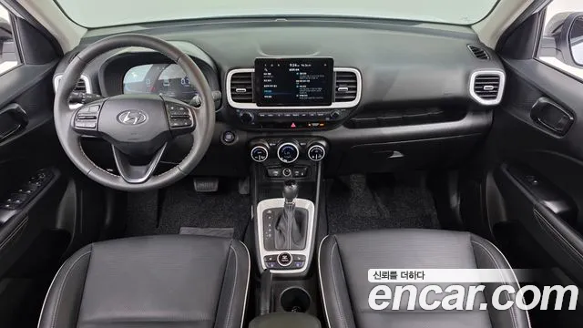 Hyundai Venue — Фото автомобиля 7