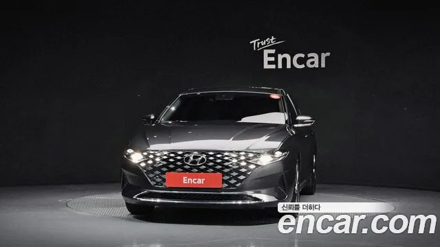 Hyundai Grandeur New — Фото автомобиля 3