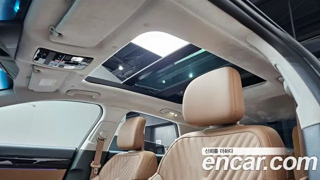 Hyundai Grandeur GN7 — Фото автомобиля 21