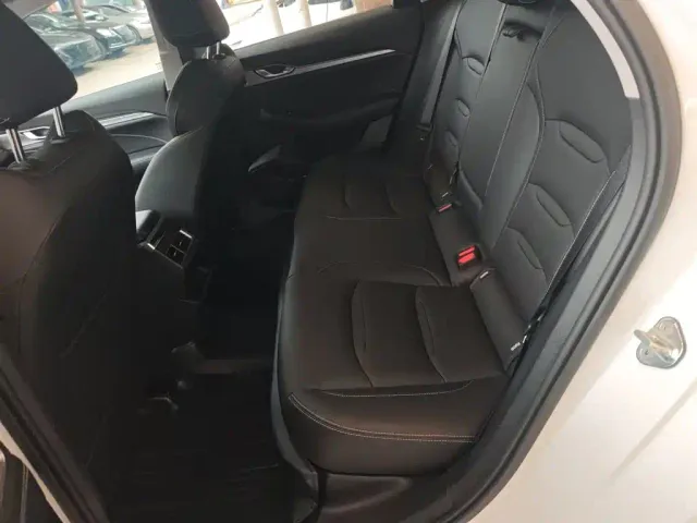 Geely Xingrui — Фото автомобиля 16