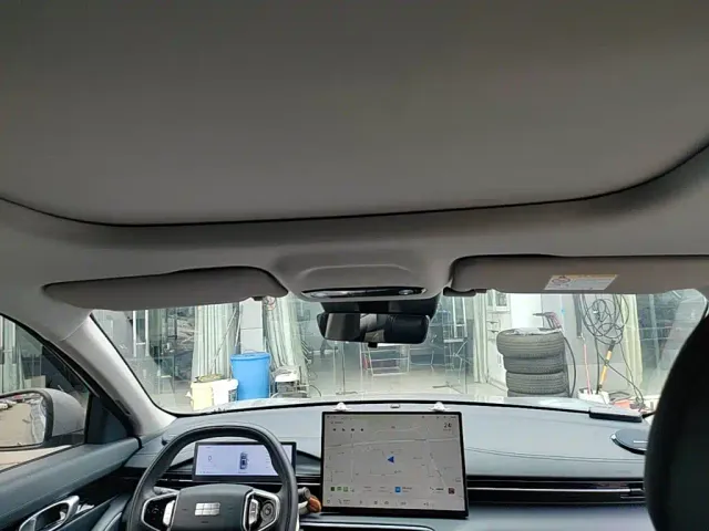 Geely Galaxy E5 — Фото автомобиля 17