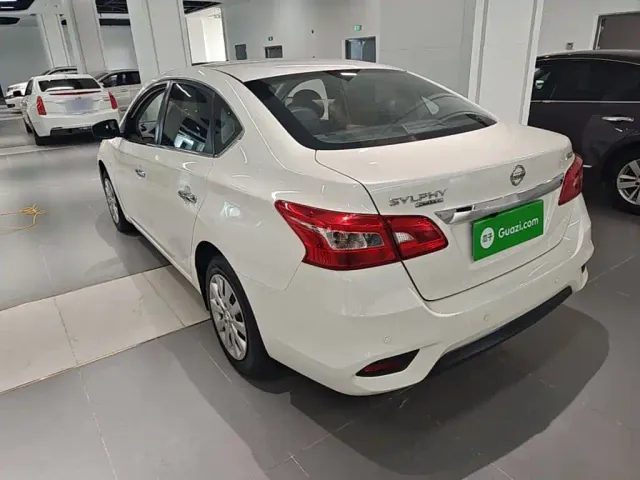 Nissan Sylphy — Фото автомобиля 4