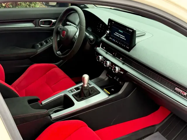 Honda Civic — Фото автомобиля 16