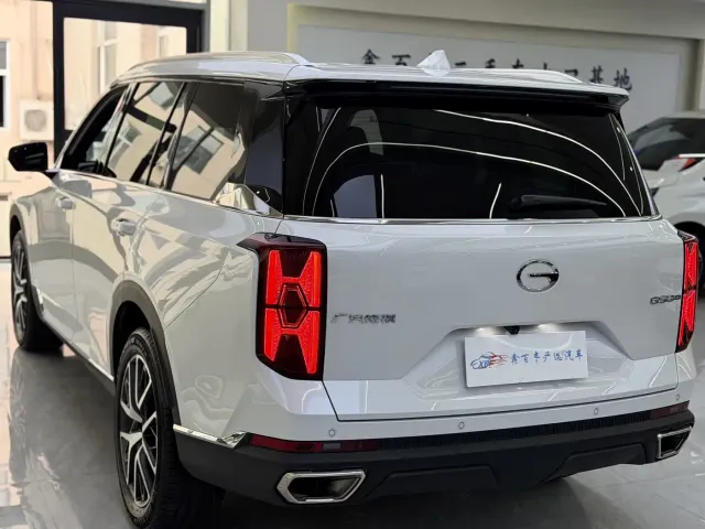 GAC Trumpchi GS8 — Фото автомобиля 8