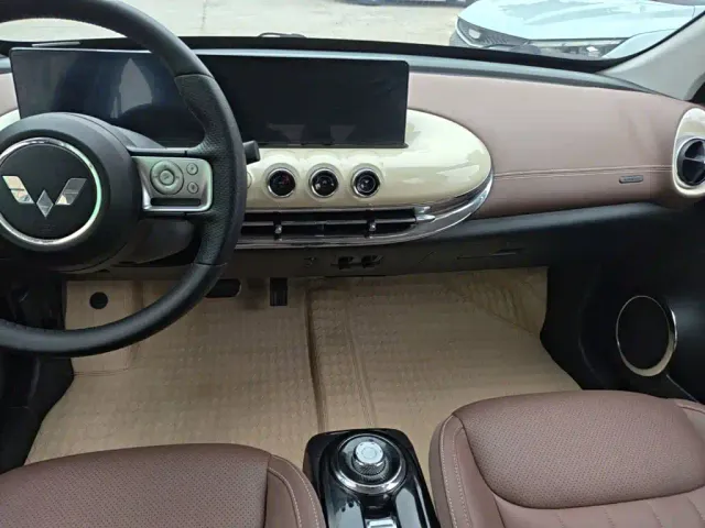 Wuling Bingo — Фото автомобиля 12