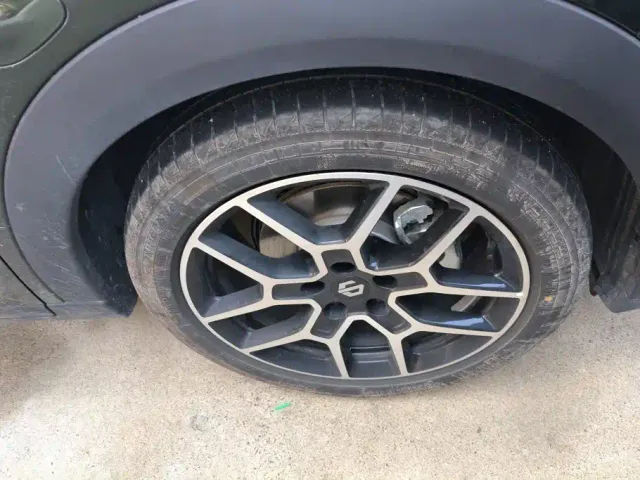 Leapmotor A10 — Фото автомобиля 6