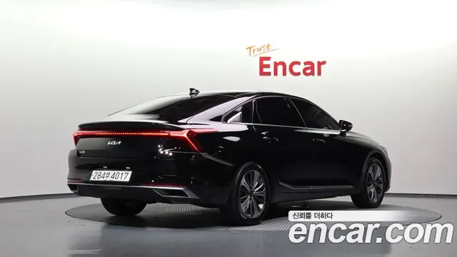 Kia K8 — Фото автомобиля 2