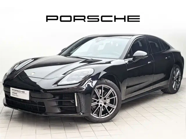 Фотография автомобиля — Porsche Panamera