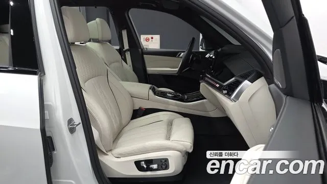BMW X5 xDrive 40i M Sport — Фото автомобиля 11