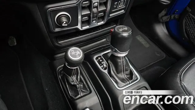 Jeep Wrangler Wrangler (JL) — Фото автомобиля 9