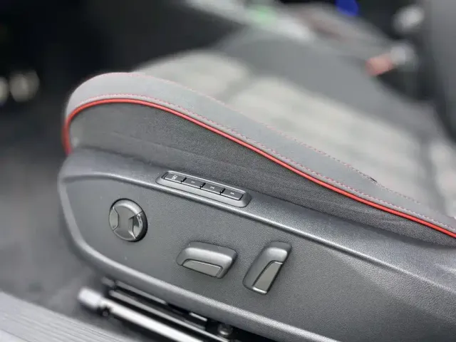 Volkswagen Golf GTI — Фото автомобиля 24