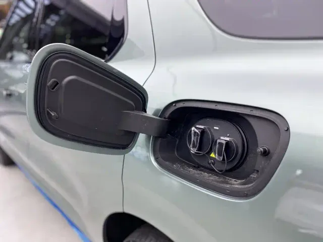 IM Motors LS8 — Фото автомобиля 27