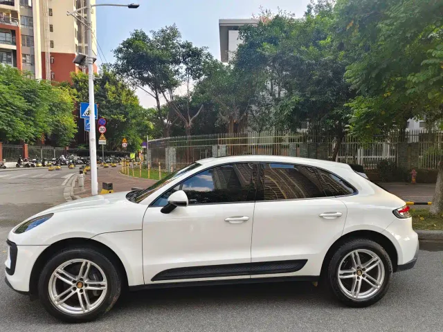 Porsche Macan — Фото автомобиля 7