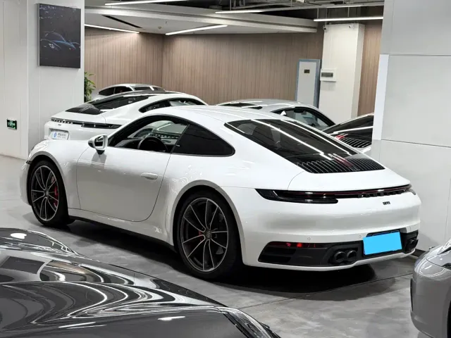 Porsche 911 — Фото автомобиля 3