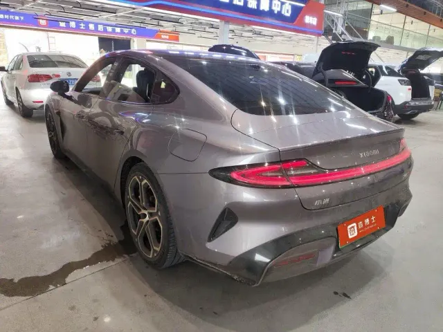 Xiaomi SU7 — Фото автомобиля 3