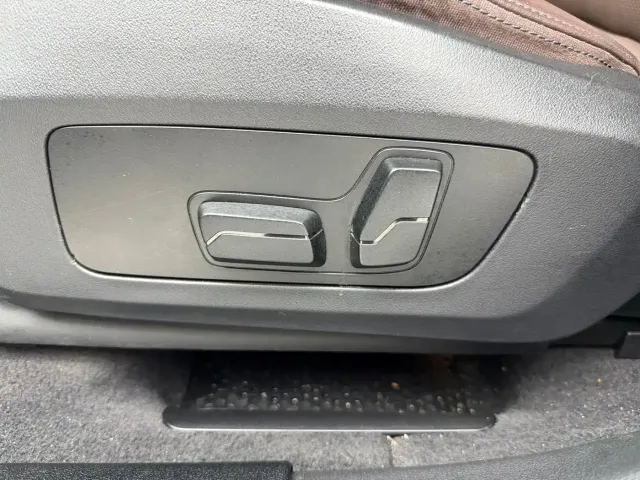 BMW X1 — Фото автомобиля 9
