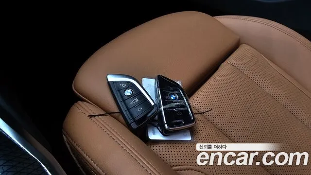 BMW 3-Series 3 серия (G20) 320i M Sport — Фото автомобиля 26