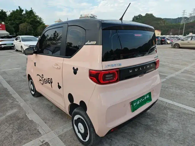 Wuling Hongguang Mini EV — Фото автомобиля 4