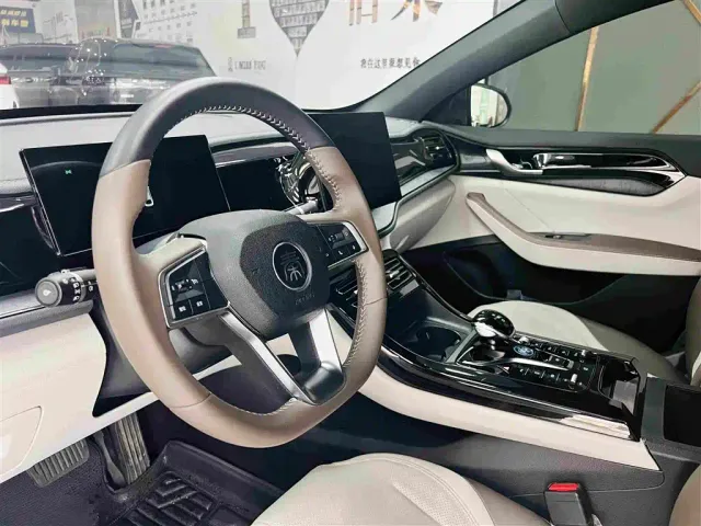 BYD Qin PLUS — Фото автомобиля 11