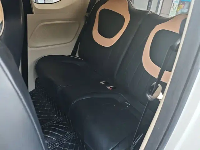 Wuling Hongguang Mini EV — Фото автомобиля 16