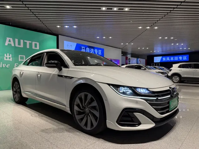 Volkswagen CC — Фото автомобиля 3