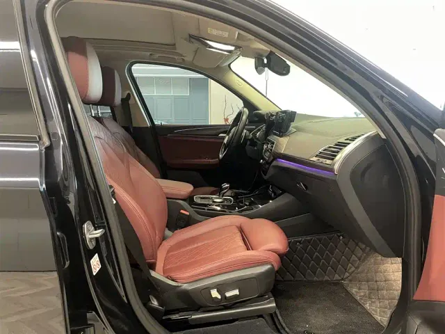 BMW X3 — Фото автомобиля 17