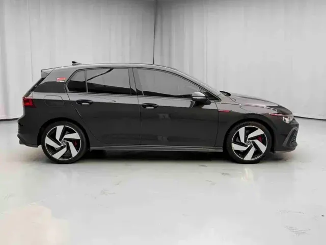 Volkswagen Golf GTI — Фото автомобиля 11