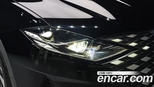 Hyundai Grandeur Grandeur (New) Hybrid — Фото автомобиля 6