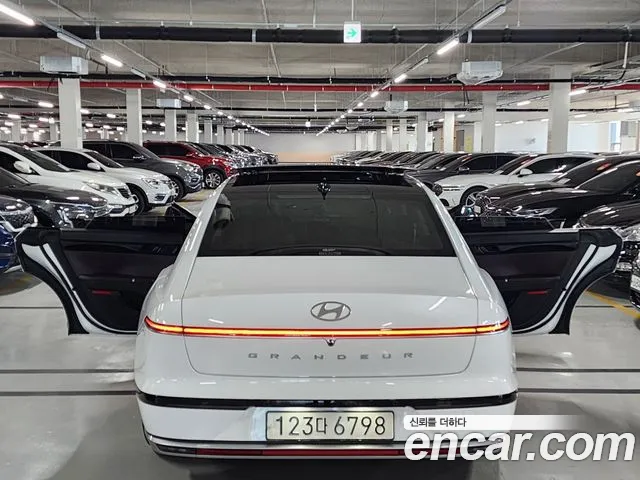 Hyundai Grandeur Grandeur (GN7) — Фото автомобиля 4