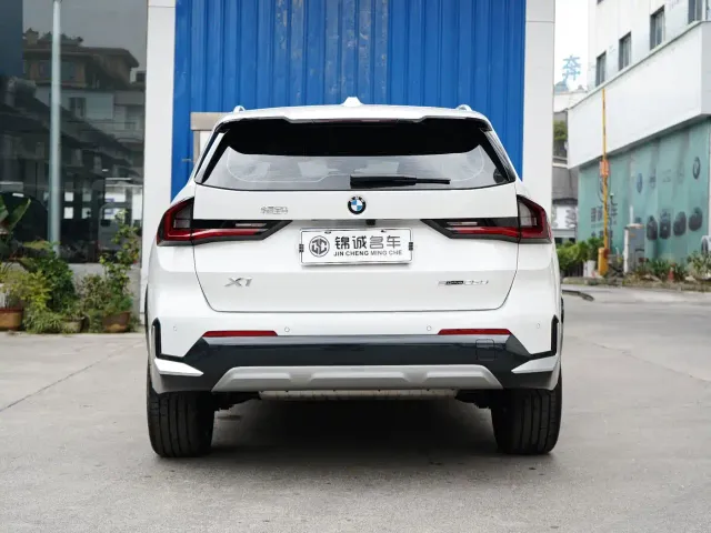BMW X1 — Фото автомобиля 8