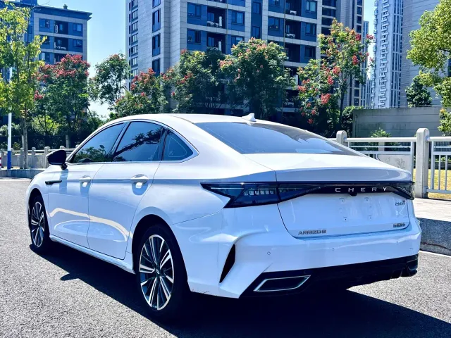 Chery Arrizo 8 — Фото автомобиля 8