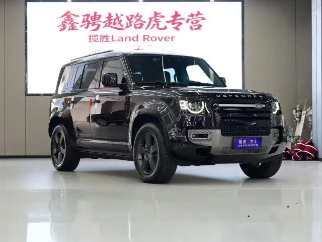 Land Rover Defender — Фото автомобиля 3